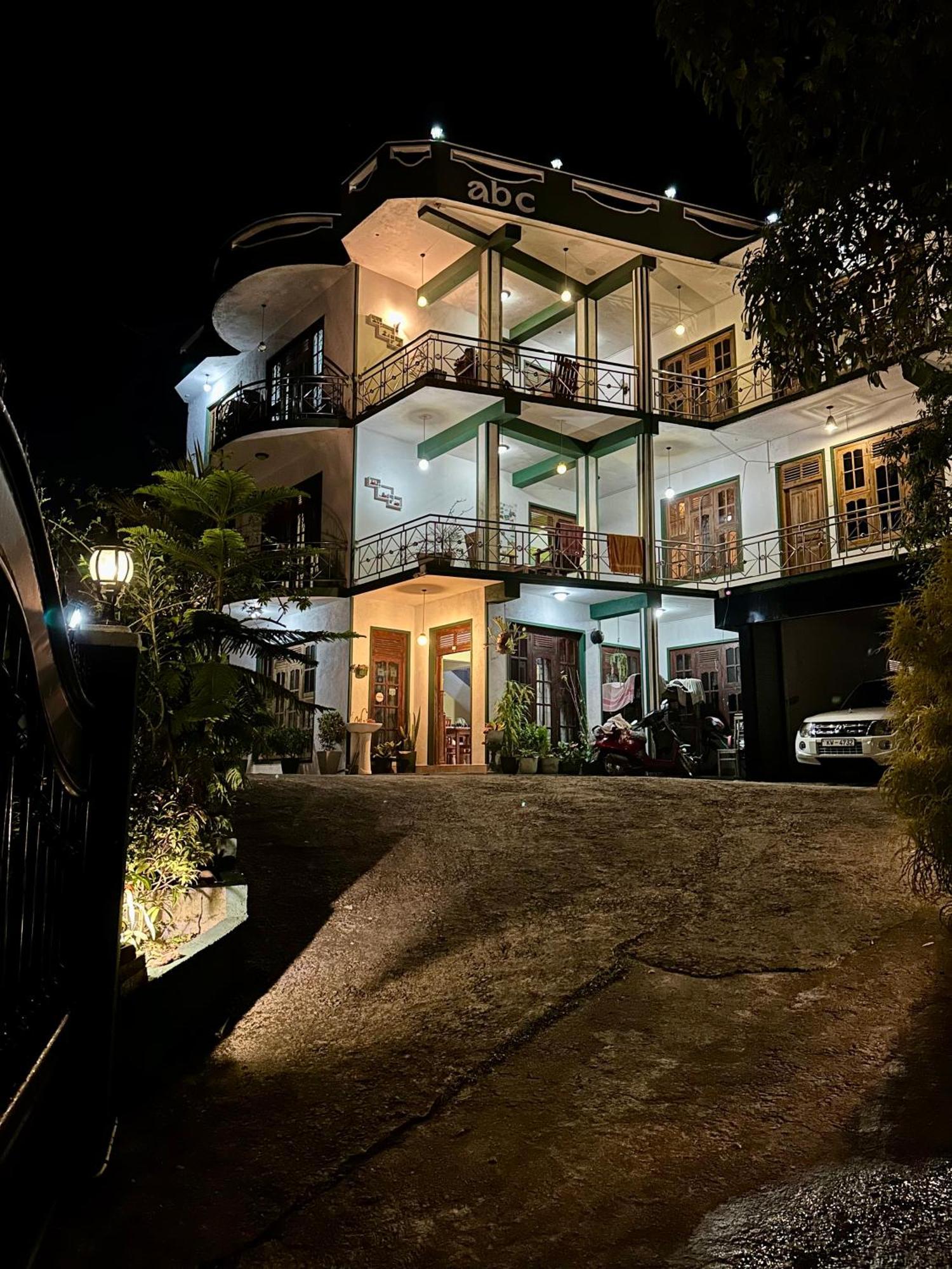 Abc Guest Inn & Restaurant هابيوتيل المظهر الخارجي الصورة