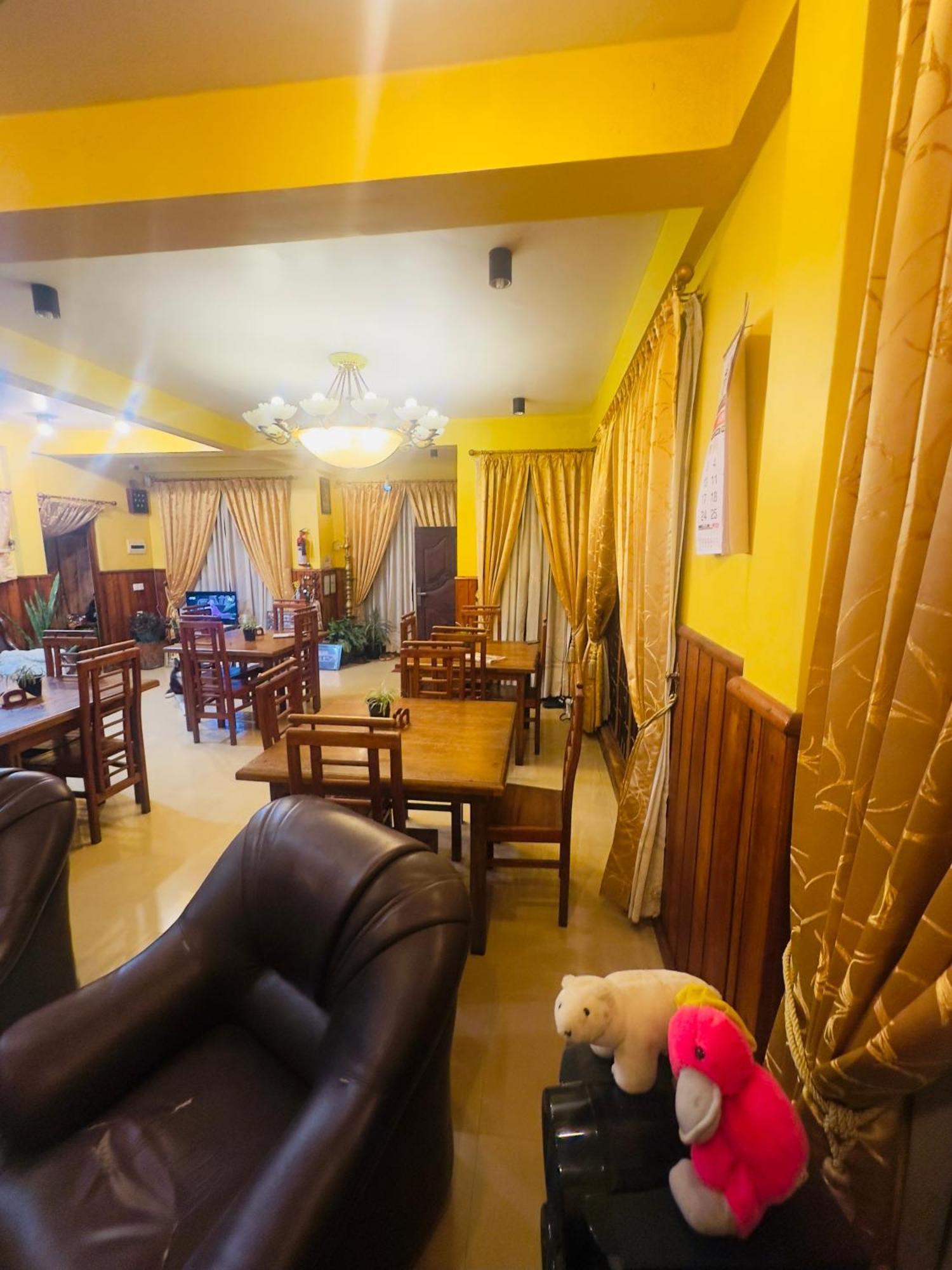 Abc Guest Inn & Restaurant هابيوتيل المظهر الخارجي الصورة