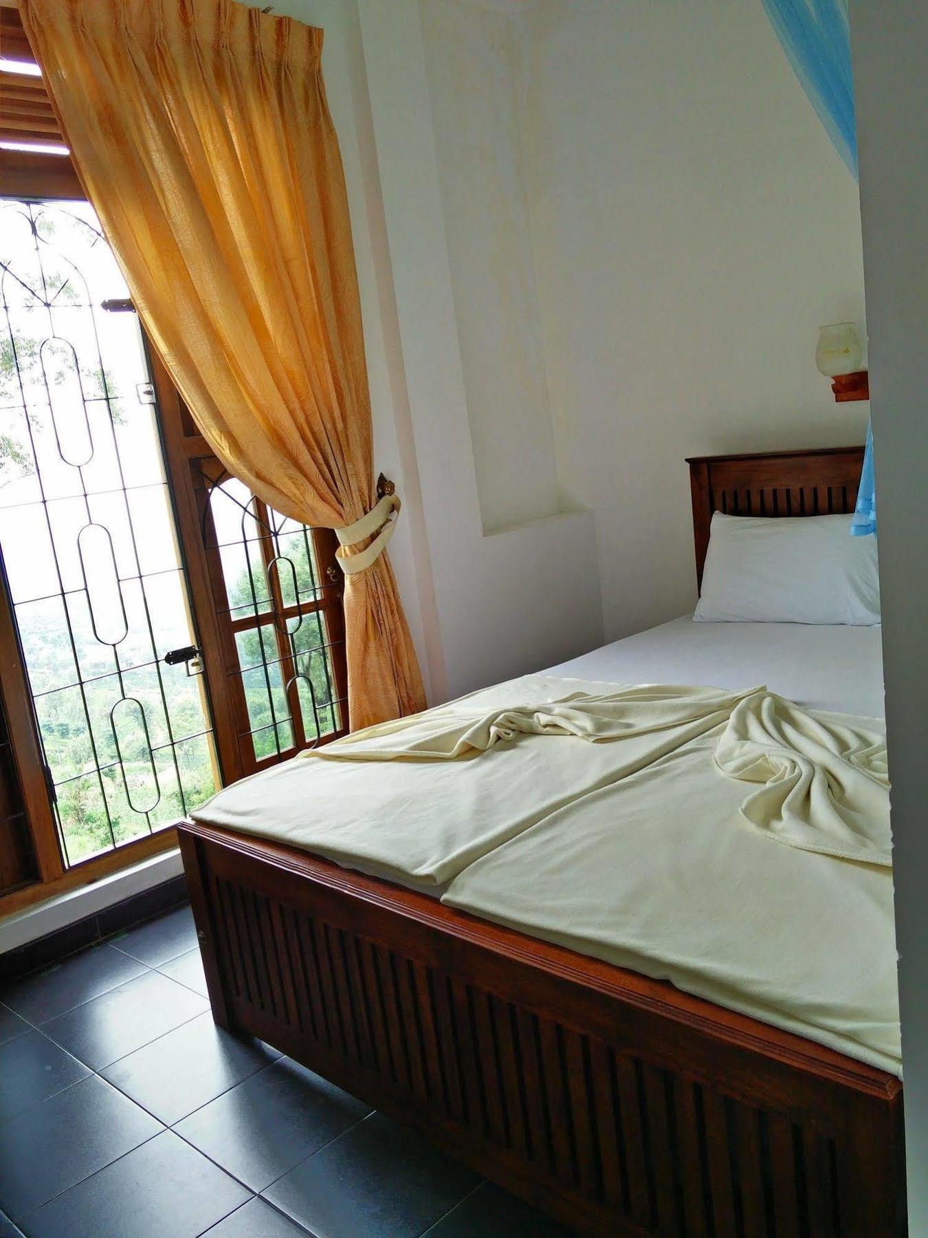 Abc Guest Inn & Restaurant هابيوتيل المظهر الخارجي الصورة